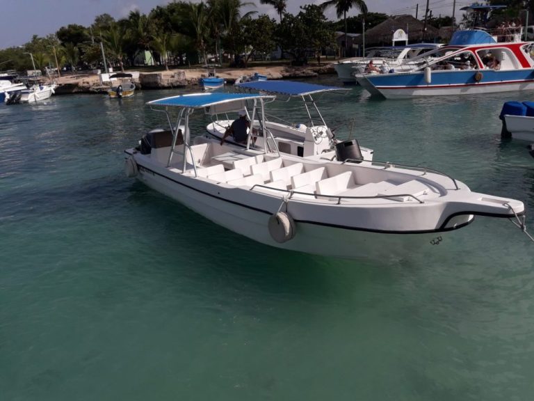 Choque entre embarcaciones deja al menos 15 heridos en La Altagracia 7 | Noticias de hoy en República Dominicana alquiler lancha grande isla Saona e Isla Catalina | Noticias de hoy en De Último Minuto