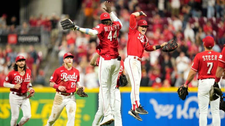 Elly De la Cruz guía Rojos a su décimo triunfo al hilo 3 | Noticias de hoy en República Dominicana rojos | Noticias de hoy en De Último Minuto