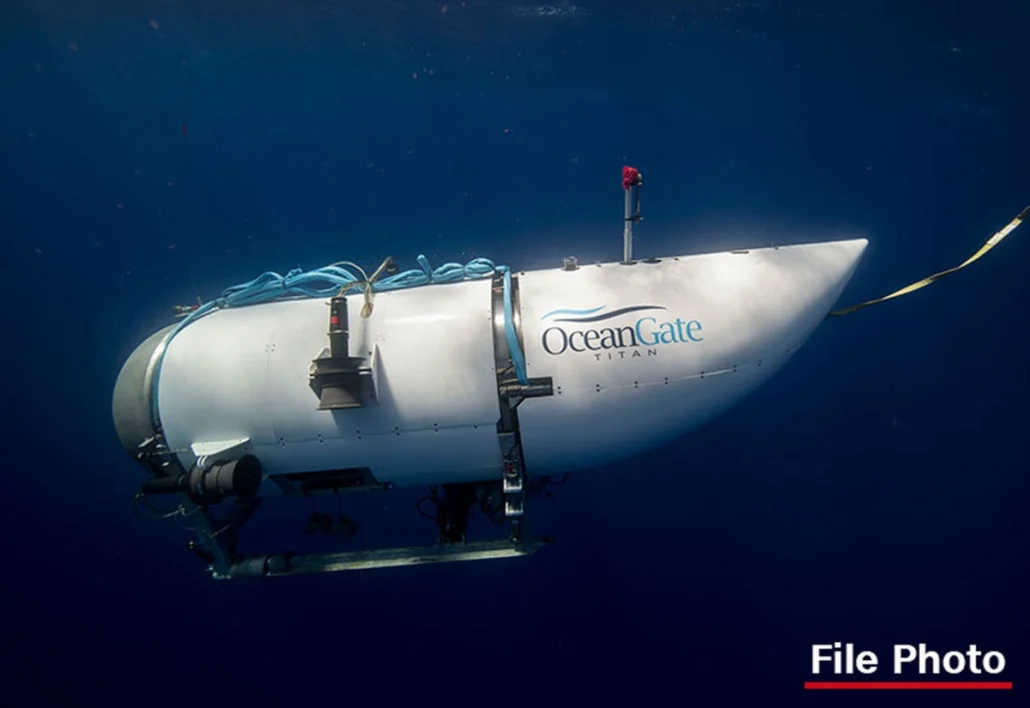 Buscan submarino