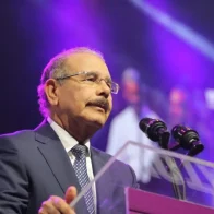 PRM califica de "maniobra fraudulenta" aparición de Danilo Medina en su padrón; acusa a oposición