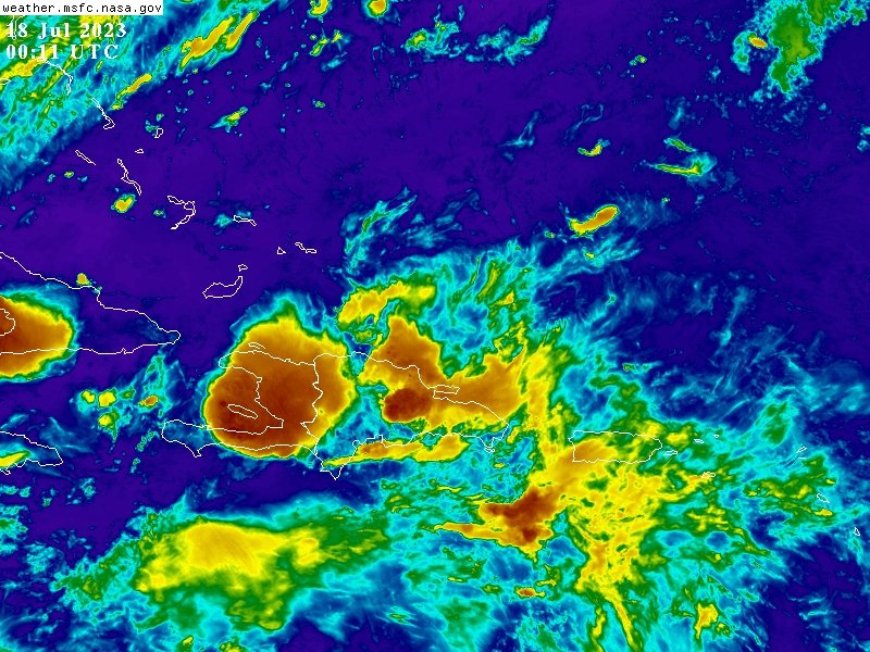 Onda tropical al sur del país podría convertirse en ciclón en las próximas 48 horas
