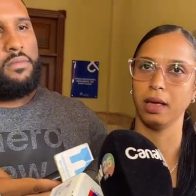 Familiares del niño Donelly Martínez exigen a la fiscalía incluir a otros policías en el caso