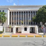 Minerd desvincula a cuatro personas que ejercían como docentes con títulos falsos