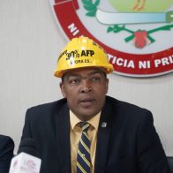 Pedro Botello presenta sus aspiraciones a candidatura presidencial por el PRSC