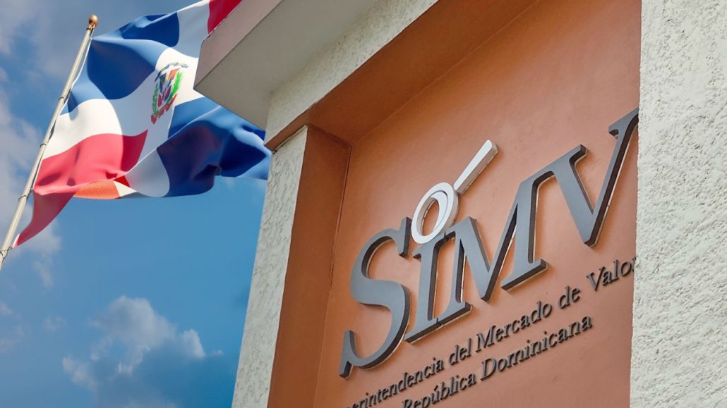 Liquidaciones del mercado de valores dominicano caen más de un 20 % en abril, según la SIMV