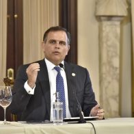 Ministro de Hacienda: Gasto de capital del Gobierno aumentó un 31 % durante el primer semestre