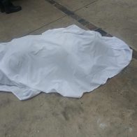 Hombre muere al lanzarse del séptimo piso de un Penthouse en Santiago