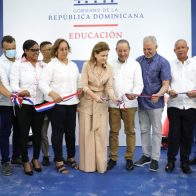 En San Cristóbal, Gobierno entrega nuevo liceo en favor de más de 200 estudiantes