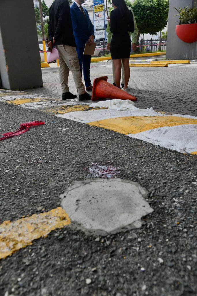 Plaza Central confirma mujer se lanzó de azotea