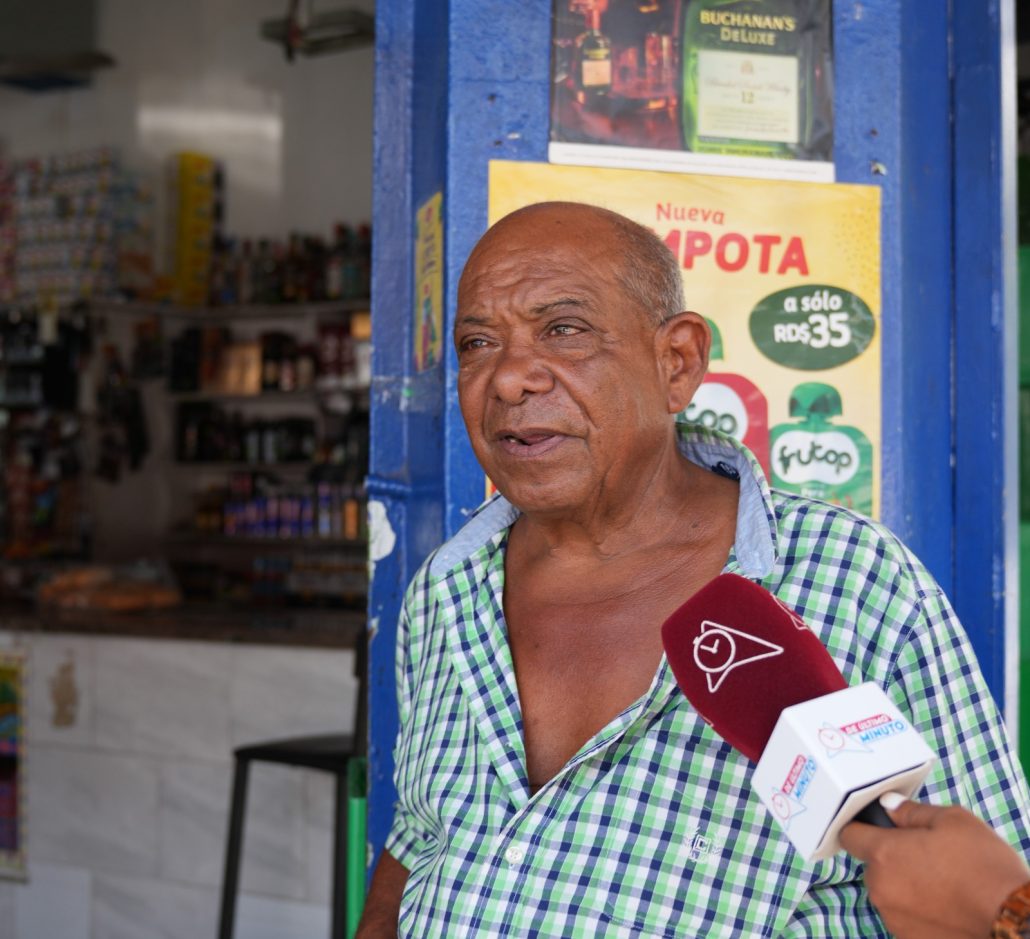 Padres capitaleños aprovechan su día "para darse un traguito"