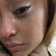 Foto de La Perversa llorando causa preocupación en redes