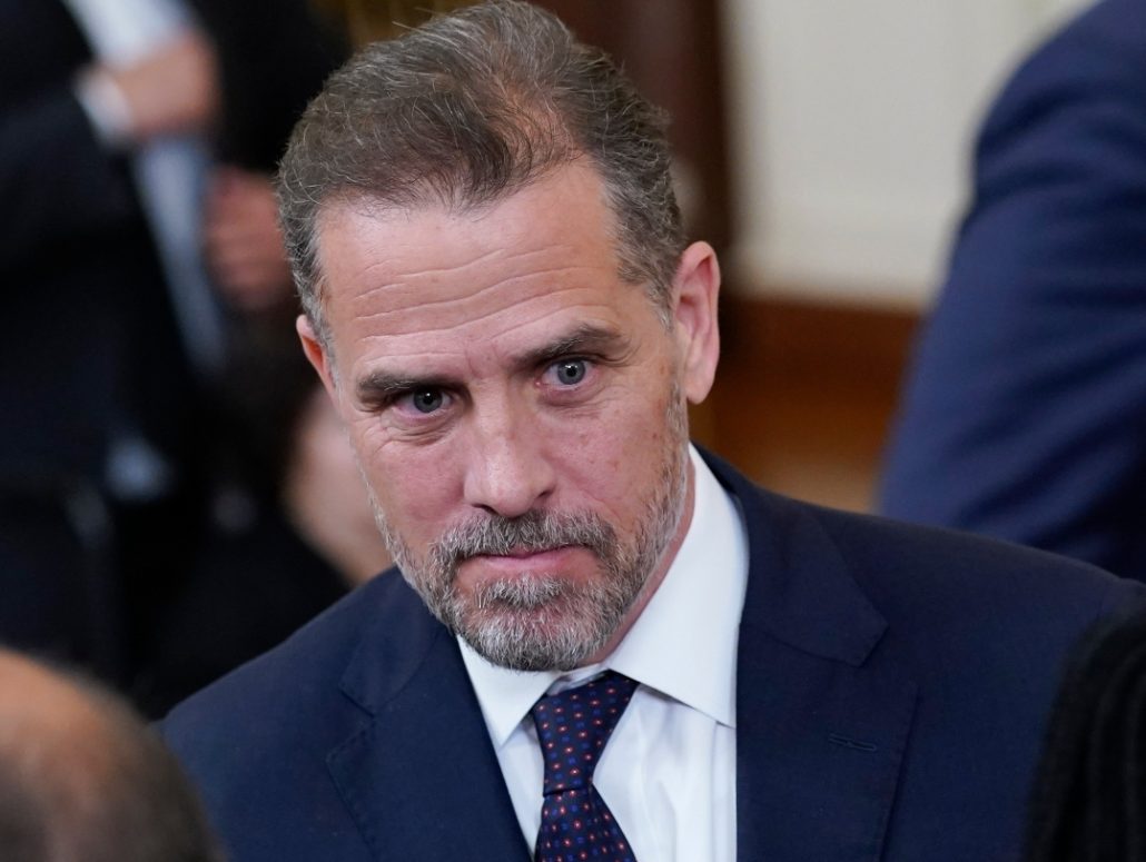 Hunter Biden se declara culpable de delitos fiscales para evitar la cárcel 