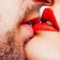 Con lengua o sin lengua: ¿Qué enciende más la pasión?
