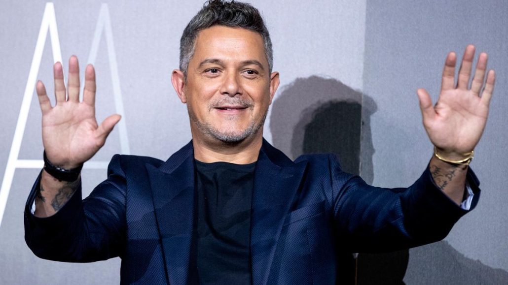 Alejandro Sanz será investido doctor "honoris causa" por universidad española