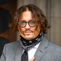 Johnny Depp es hallado desmayado antes de concierto en Hungría