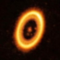 Encuentran pruebas de dos planetas en la misma órbita