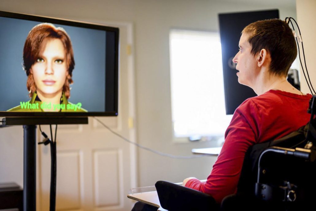 Implantes cerebrales y un avatar digital "devuelven” el habla a una mujer con parálisis