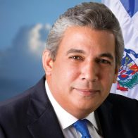 Excónsul de NY, Carlos Castillo, renuncia al PLD