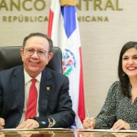 BCRD y ProDominicana firman acuerdo sobre exportaciones de bienes y servicios