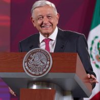 López Obrador llama "malos gobernantes" al Gobierno de Texas por muerte de migrantes