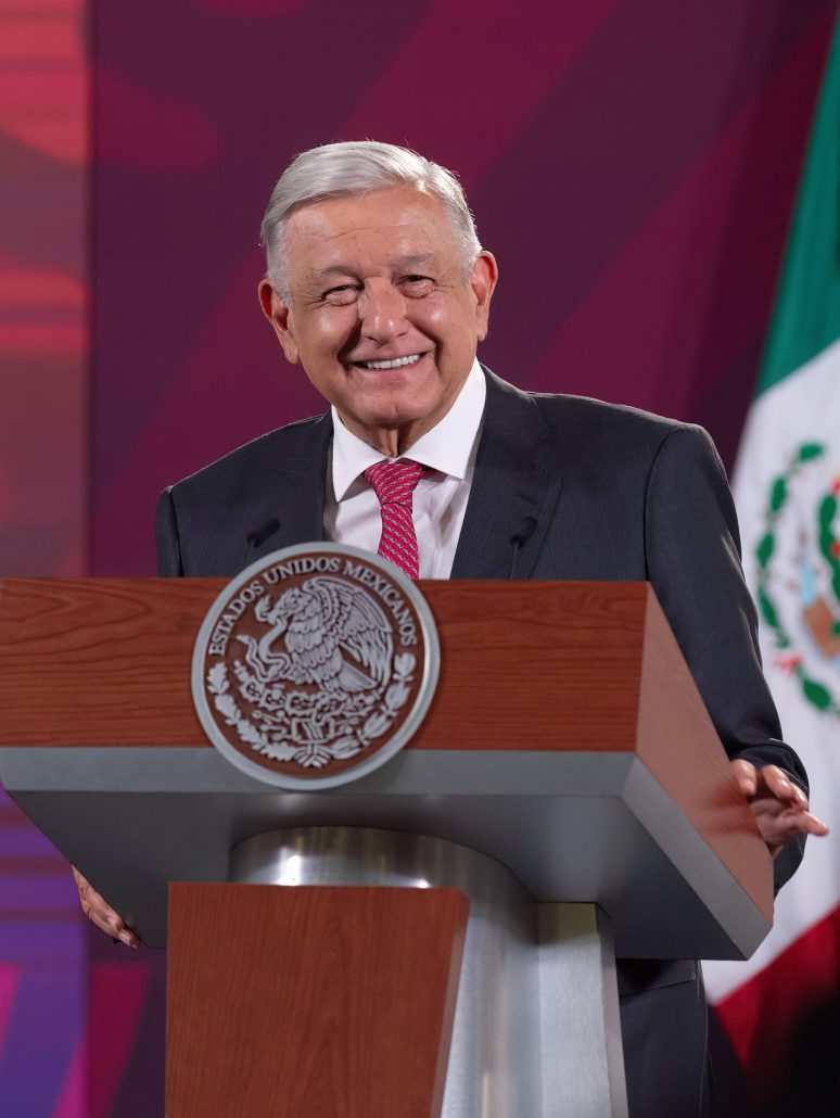 López Obrador llama "malos gobernantes" al Gobierno de Texas por muerte de migrantes