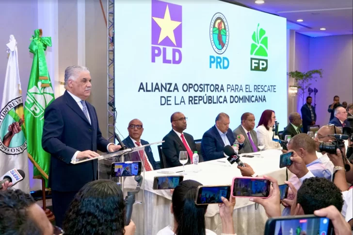 50.6% asegura que alianza PRD, PLD y FP no "derrotará" a Abinader en 2024