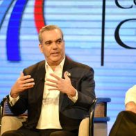 Abinader dice Gobierno "seguirá mediando" con médicos ante llamado a huelga