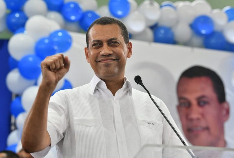 Guido Gómez Mazara: “La ética gubernamental anda en reelección” 13 | Noticias de hoy en República Dominicana Guido