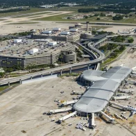 Aeropuerto Internacional de Tampa suspende operaciones por Tormenta Tropical Idalia