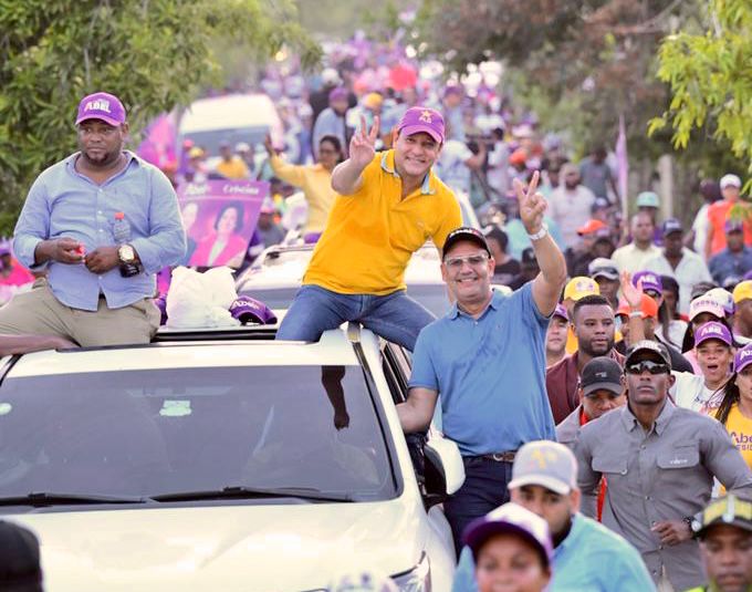 Abel afirma padrón del PRM demuestra que ese partido es "desorden" y mentiroso