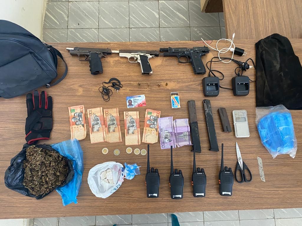 Desmantelan punto de drogas en Montecristi