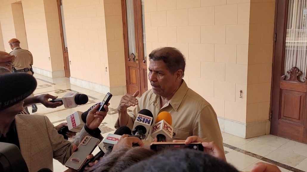 Las zonas agrícolas más afectadas por Franklin fueron Azua y Ocoa, dice ministro de Agricultura