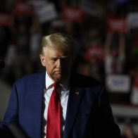 Trump afirma que va a ser "imposible" un juicio justo contra él en Washington DC