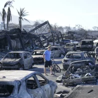 Suben a 96 los muertos en Maui por incendios