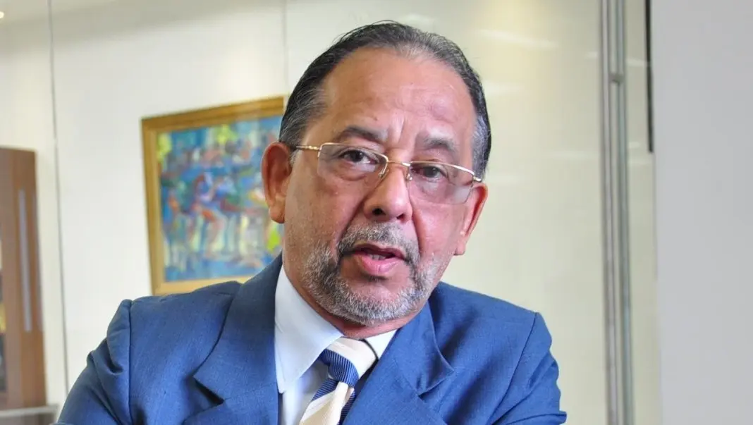 Biografía de Huchi Lora, un ícono del periodismo dominicano 