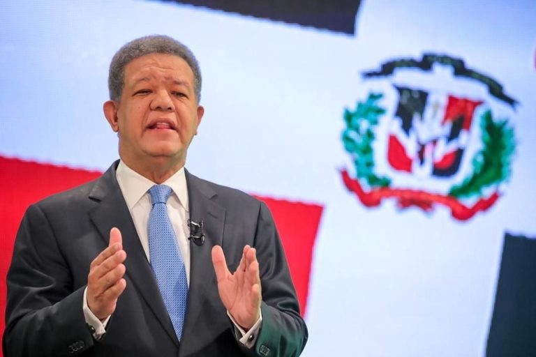 Leonel va el lunes a Dajabón para conversar con afectados por cierre frontera con Haití 7 | Noticias de hoy en República Dominicana Leonel Fernández
