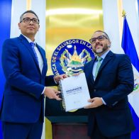 EL SALVADOR PRESENTA PRESUPUESTO