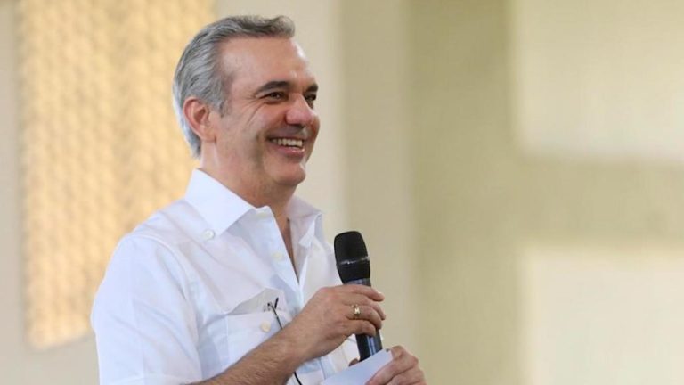Pres Luis Abinader | Noticias de hoy en De Último Minuto