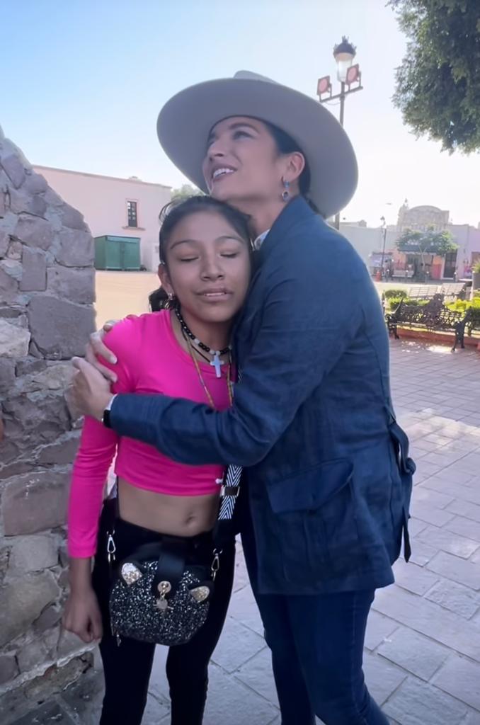 La linda historia de una fans que pidió la ayuda de Natalia Jiménez y ella la sorprendió