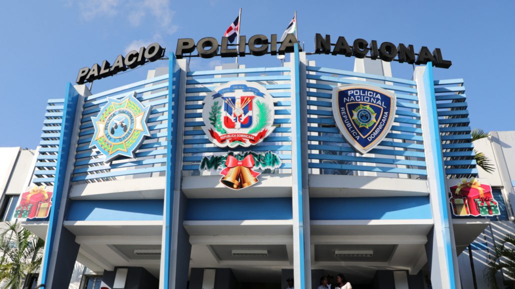 policía
