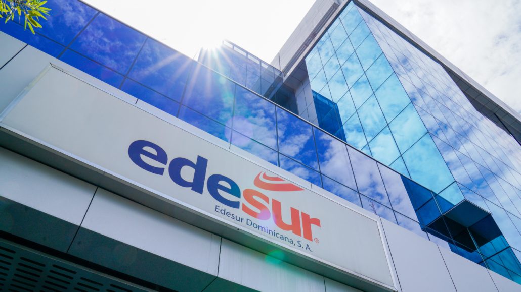 Edesur reporta avería que afecta varios sectores
