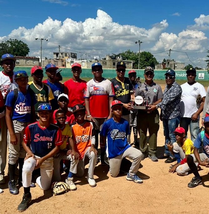 "La Venta", campeón de béisbol niños en torneo De Vuelta al Barrio SDO