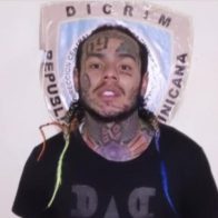 Tekashi 6ix9ine detenido en La Vega: Enfrentará a la Justicia por Agresión a Productores Musicales"