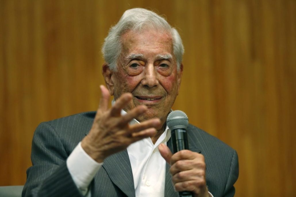 Perú celebra el 90 aniversario de nacimiento de Vargas Llosa con cine, charlas y teatro