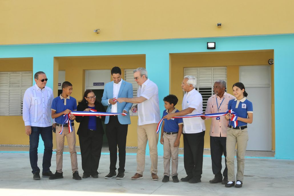 Gobierno entrega primera etapa de escuela Mercedes Sepúlveda en beneficio de más de 800 alumnos