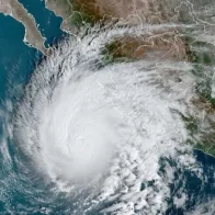Norma aumenta nuevamente a huracán categoría 3