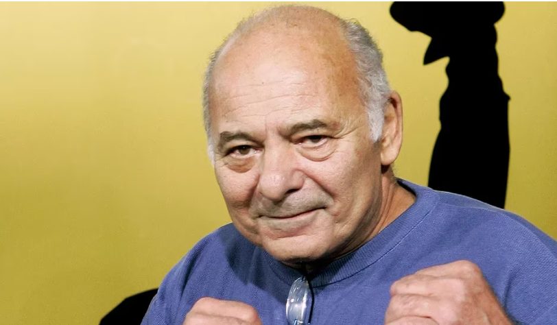 Falleció el actor Burt Young a sus 83 años