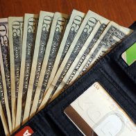 El dólar se cambia a RD$56.93 para la venta (0.03%)