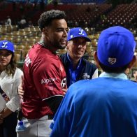 Licey rinde homenaje a Nelson Cruz en su tour de despedida