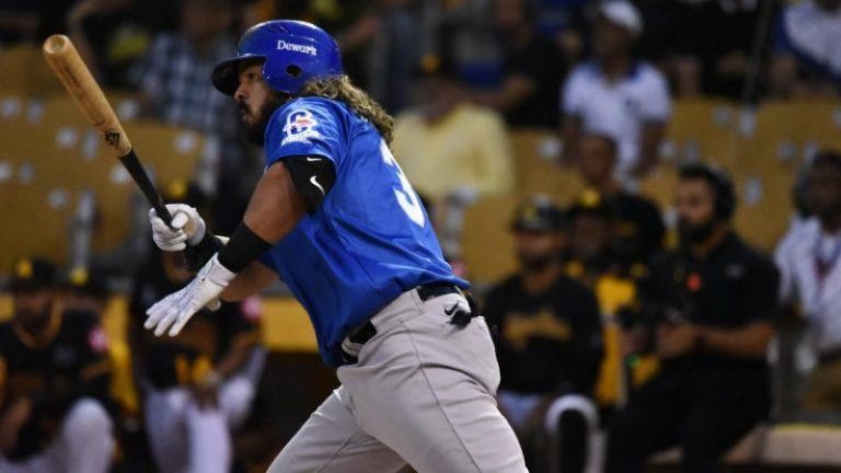 Jorge Alfaro recibe "tremendo" pelotazo en juego entre Licey y Águilas 9 | Noticias de hoy en República Dominicana 6562a9c69ecd3.r d.360 129 | Noticias de hoy en De Último Minuto